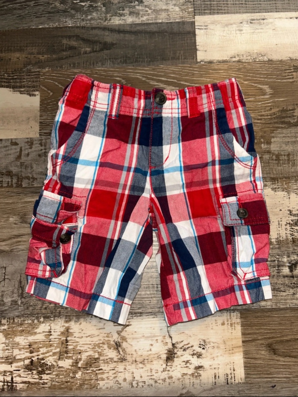Arizona Jean Company Red, Navy & White Plaid Cargo Shorts